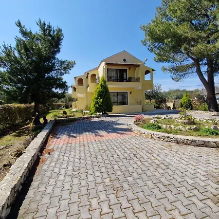 Διαμέρισμα Alexandra 7 Λευκίμμη