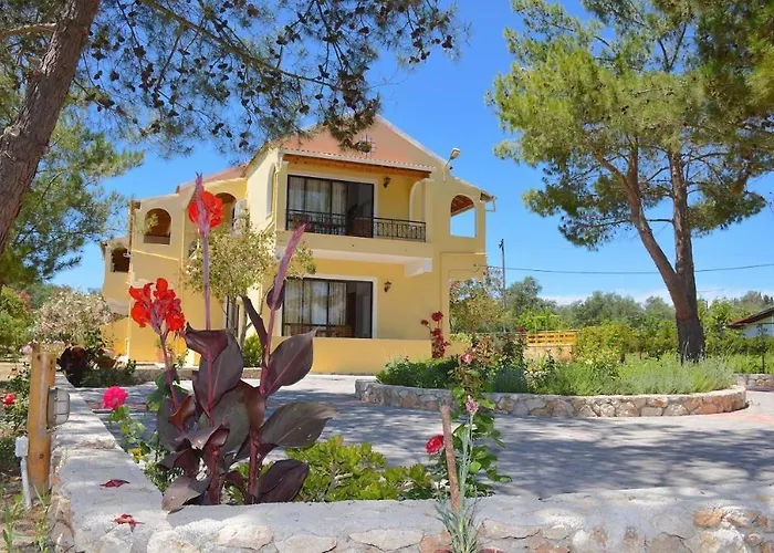 Alexandra 7 アパート