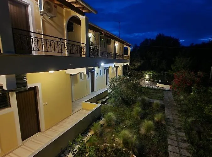 Alexandra 7 アパート レフキンミ